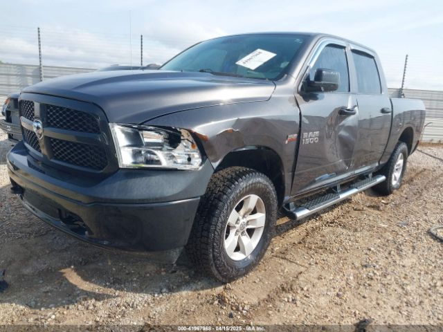 1C6RR7KT0JS276527 RAM 1500 Tradesman  4x4 5'7 Box