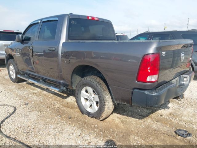 1C6RR7KT0JS276527 RAM 1500 Tradesman  4x4 5'7 Box