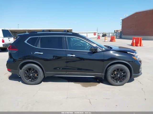 5N1AT2MT5JC740683 Nissan ROGUE SV