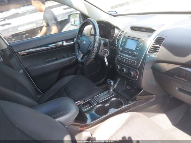 5XYKT4A65FG659155 KIA SORENTO LX