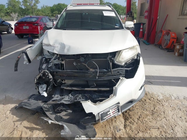5N1AT2MV5FC878040 Nissan ROGUE SV