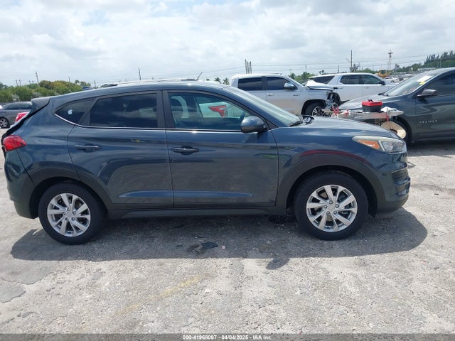 KM8J23A4XKU881881 Hyundai TUCSON SE