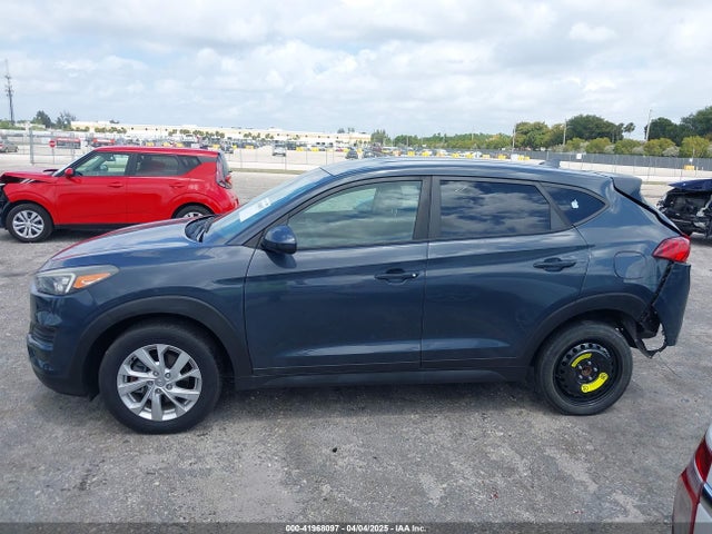 KM8J23A4XKU881881 Hyundai TUCSON SE