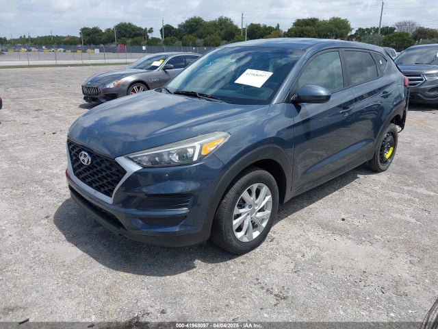 KM8J23A4XKU881881 Hyundai TUCSON SE