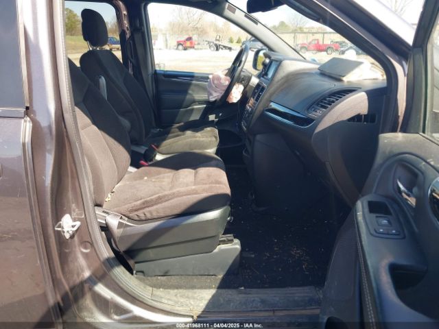 2C4RDGBG9JR215348 Dodge Grand Caravan Se Plus
