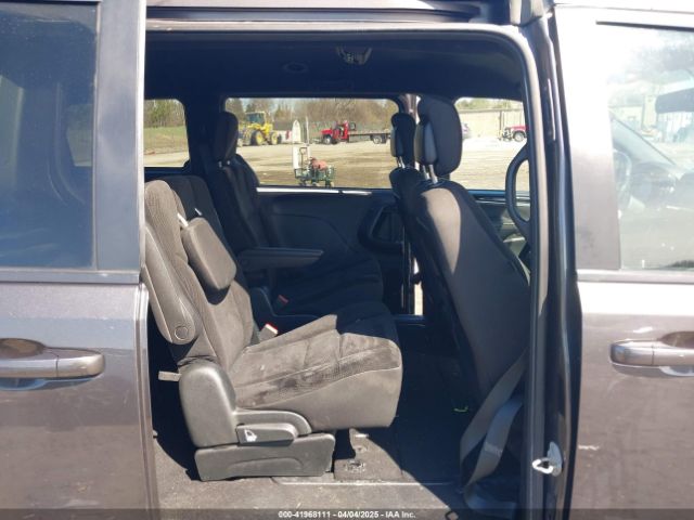 2C4RDGBG9JR215348 Dodge Grand Caravan Se Plus