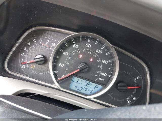 JTMRFREV6FD138738 Toyota Rav4 Xle