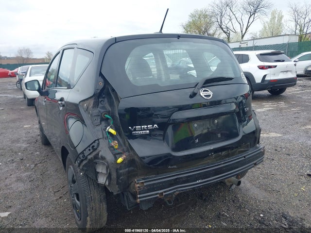 3N1CE2CP5GL408366 Nissan 2016