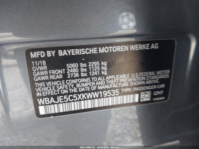 WBAJE5C5XKWW19535 BMW 540I