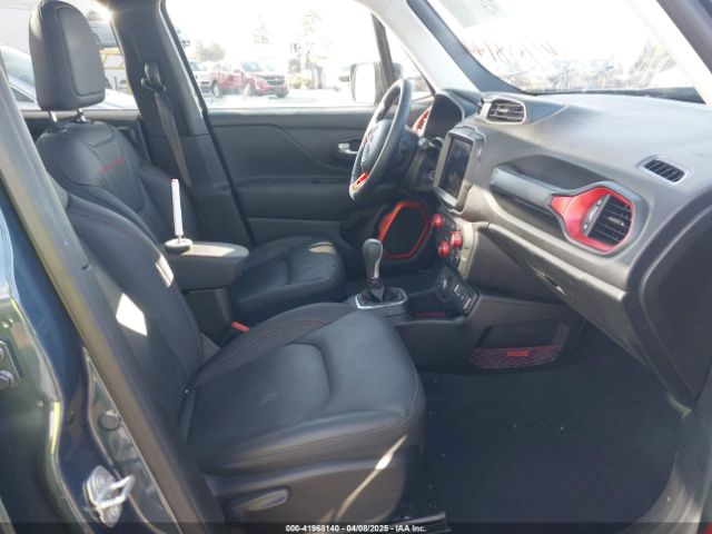 ZACNJDC13PPP74002 Jeep Renegade Trailhawk 4x4