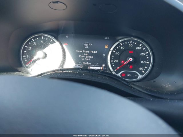 ZACNJDC13PPP74002 Jeep Renegade Trailhawk 4x4