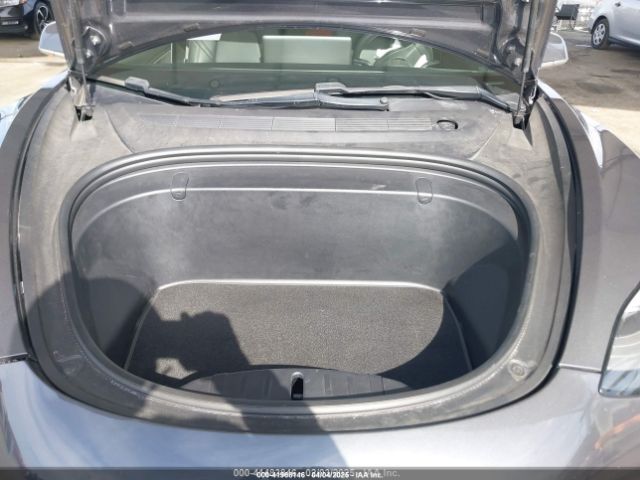 5YJ3E1EA0JF059462 Tesla Model 3 Long Range/mid Range