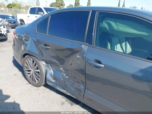 3VWD17AJ5GM231530 Volkswagen Jetta 1.8t Sport