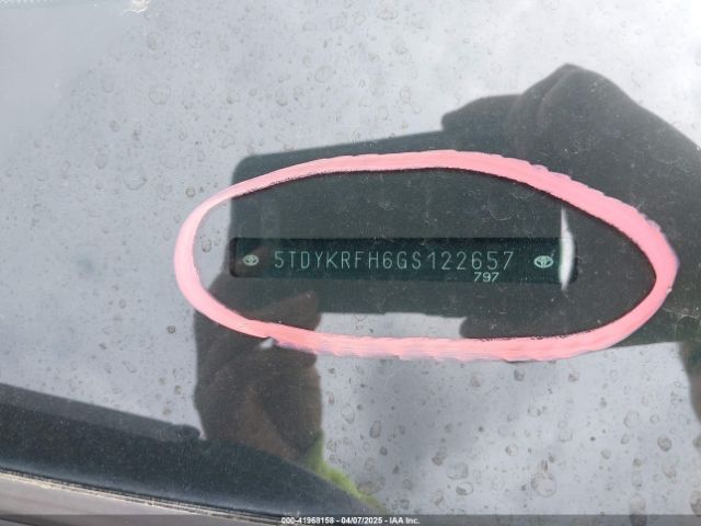 2016 TOYOTA HIGHLANDER 5TDYKRFH6GS122657 Photo 8