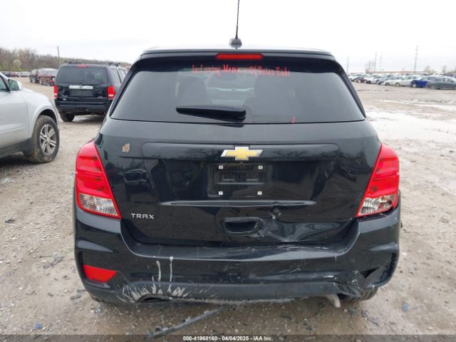 KL7CJKSB6LB033191 Chevrolet Trax Fwd Ls