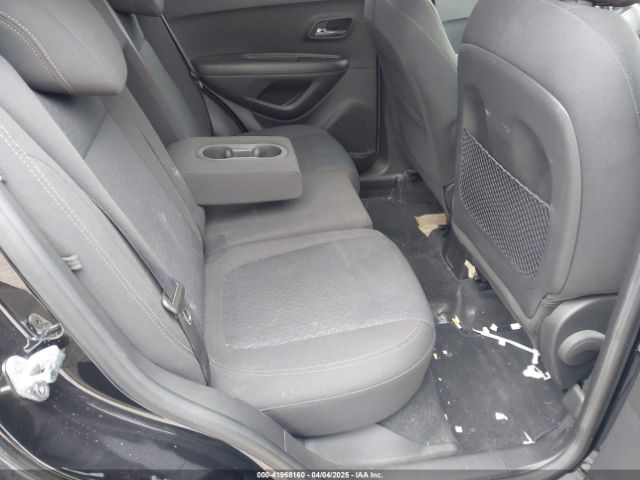 KL7CJKSB6LB033191 Chevrolet Trax Fwd Ls