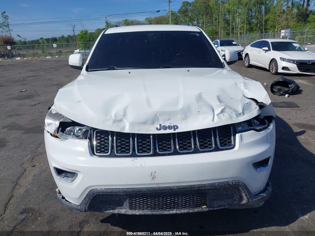 1C4RJEAG9HC731159 Jeep Grand Cherokee Laredo 4x2