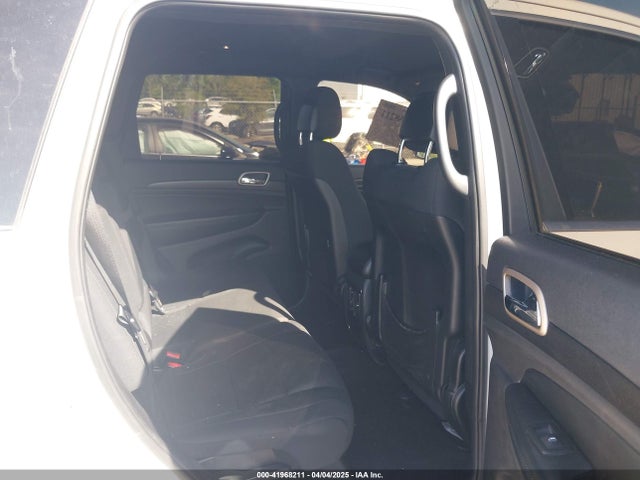 1C4RJEAG9HC731159 Jeep Grand Cherokee Laredo 4x2