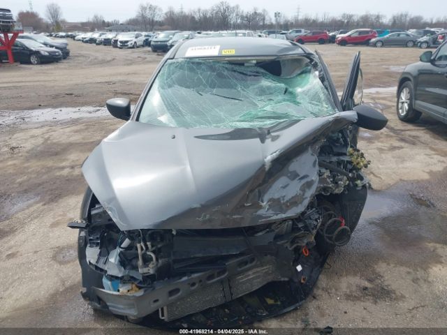 1FADP3E29JL227881 Ford FOCUS S