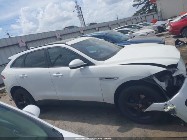 SADCJ2FN8JA256556 Jaguar F-pace 20d Premium