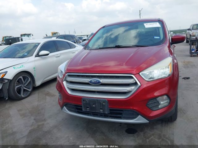 1FMCU0GD8HUE72005 Ford ESCAPE SE