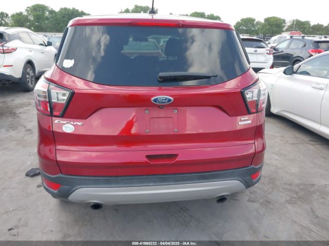 1FMCU0GD8HUE72005 Ford ESCAPE SE