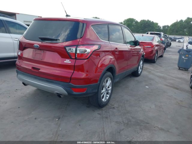 1FMCU0GD8HUE72005 Ford ESCAPE SE