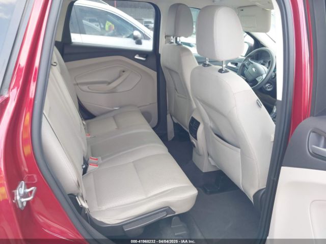 1FMCU0GD8HUE72005 Ford ESCAPE SE