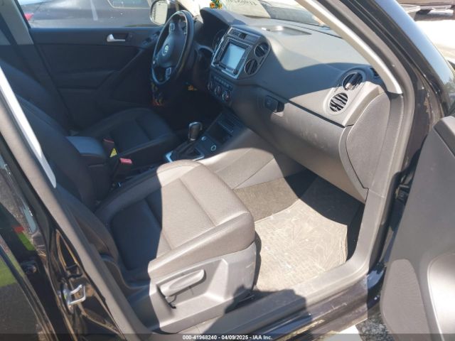 WVGAV7AX7HK021496 Volkswagen Tiguan 2.0t/2.0t S