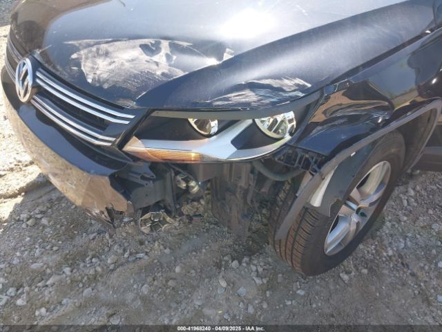 WVGAV7AX7HK021496 Volkswagen Tiguan 2.0t/2.0t S