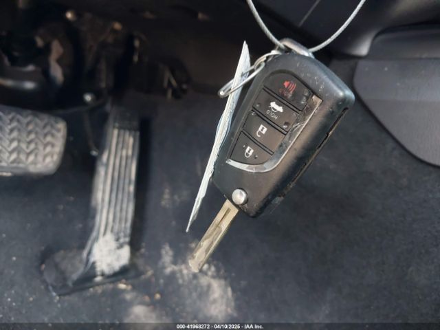 4T1B11HK5KU746677 Toyota CAMRY SE