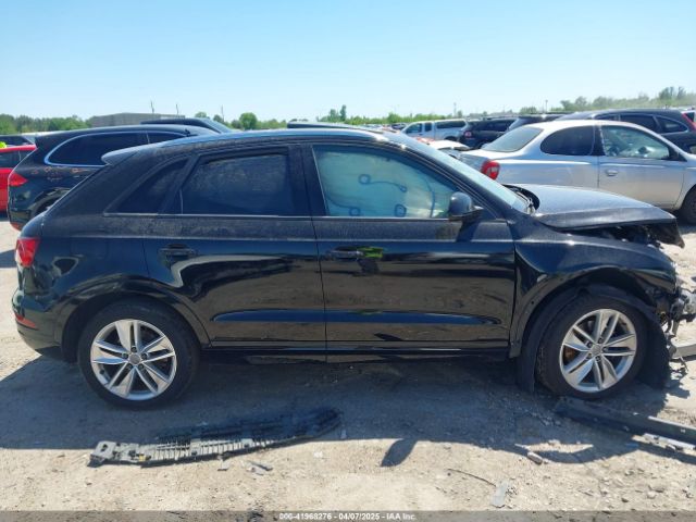 WA1ECCFS9HR008929 Audi Q3 2.0t Premium