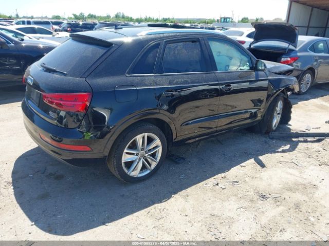 WA1ECCFS9HR008929 Audi Q3 2.0t Premium