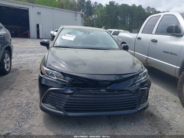 4T1C11AK1MU573886 Toyota CAMRY LE