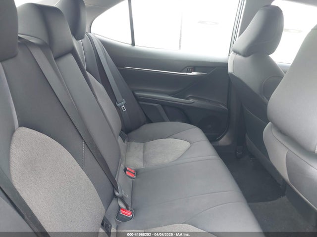 4T1C11AK1MU573886 Toyota CAMRY LE