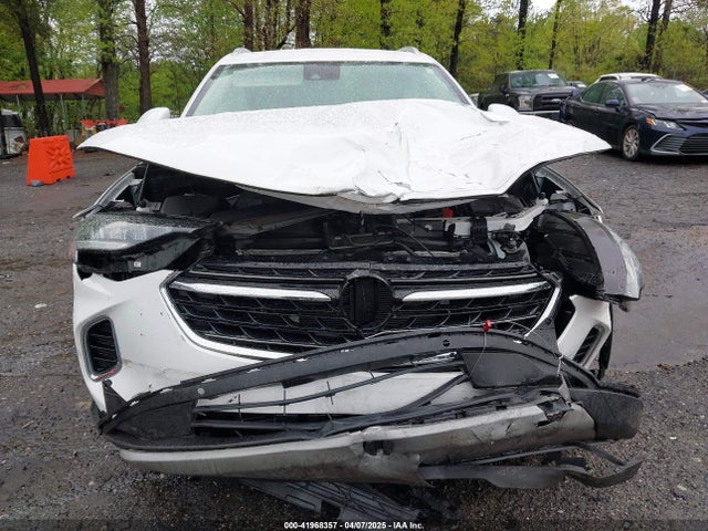LRBFZNR45MD105813 Buick Envision Fwd Essence