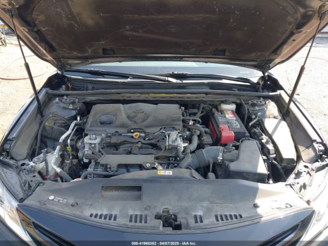 4T1B11HK0JU608379 Toyota CAMRY SE