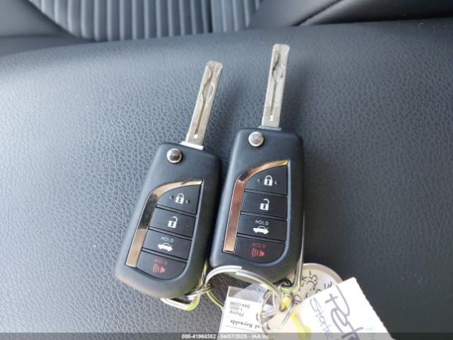 4T1B11HK0JU608379 Toyota CAMRY SE