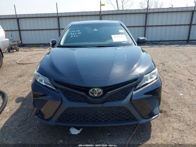 4T1B11HK0JU608379 Toyota CAMRY SE