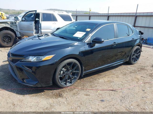 4T1B11HK0JU608379 Toyota CAMRY SE