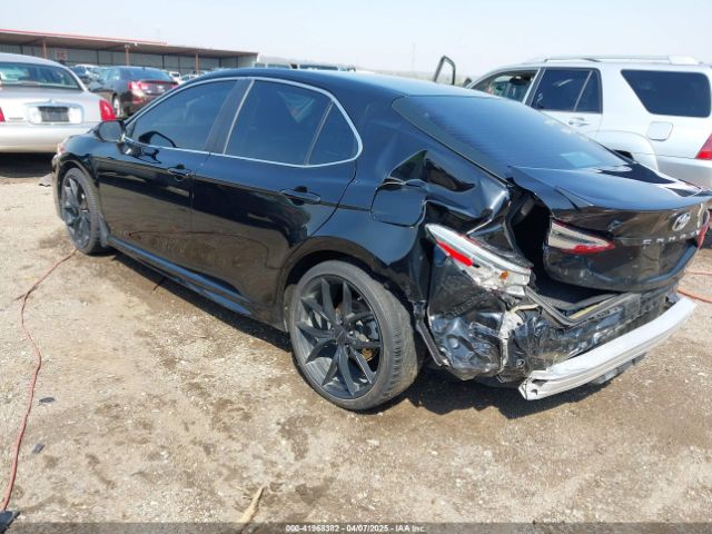 4T1B11HK0JU608379 Toyota CAMRY SE