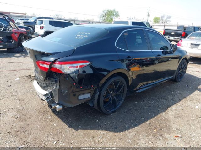4T1B11HK0JU608379 Toyota CAMRY SE