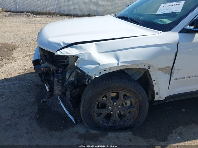 1C4RJHBG8N8603865 Jeep Grand Cherokee
