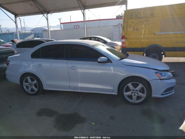 3VW2B7AJ5HM407515 Volkswagen Jetta 1.4t S