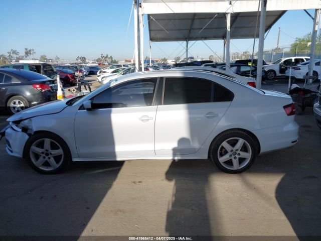 3VW2B7AJ5HM407515 Volkswagen Jetta 1.4t S