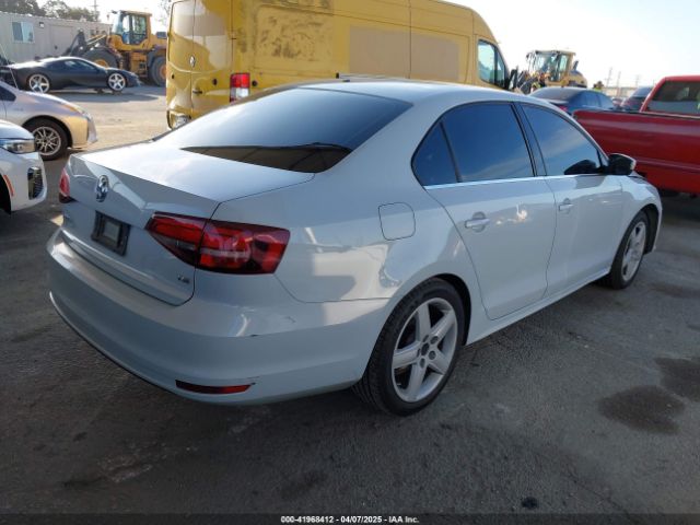 3VW2B7AJ5HM407515 Volkswagen Jetta 1.4t S