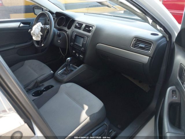 3VW2B7AJ5HM407515 Volkswagen Jetta 1.4t S