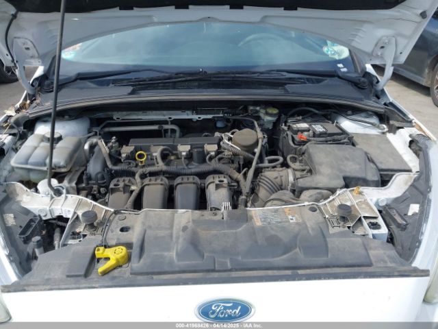 1FADP3K22FL315960 Ford FOCUS SE