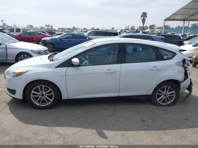 1FADP3K22FL315960 Ford FOCUS SE