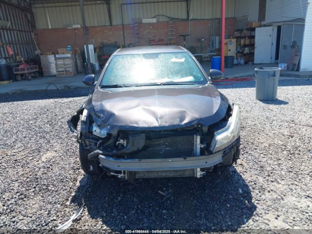 1G1PC5SB3F7298893 Chevrolet Cruze 1lt Auto